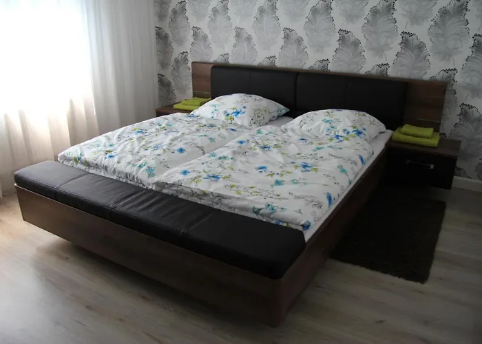 Geraeumige 4 An Den Kaiserthermen 아파트 트리어