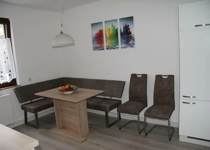 아파트 Geraeumige 4 An Den Kaiserthermen